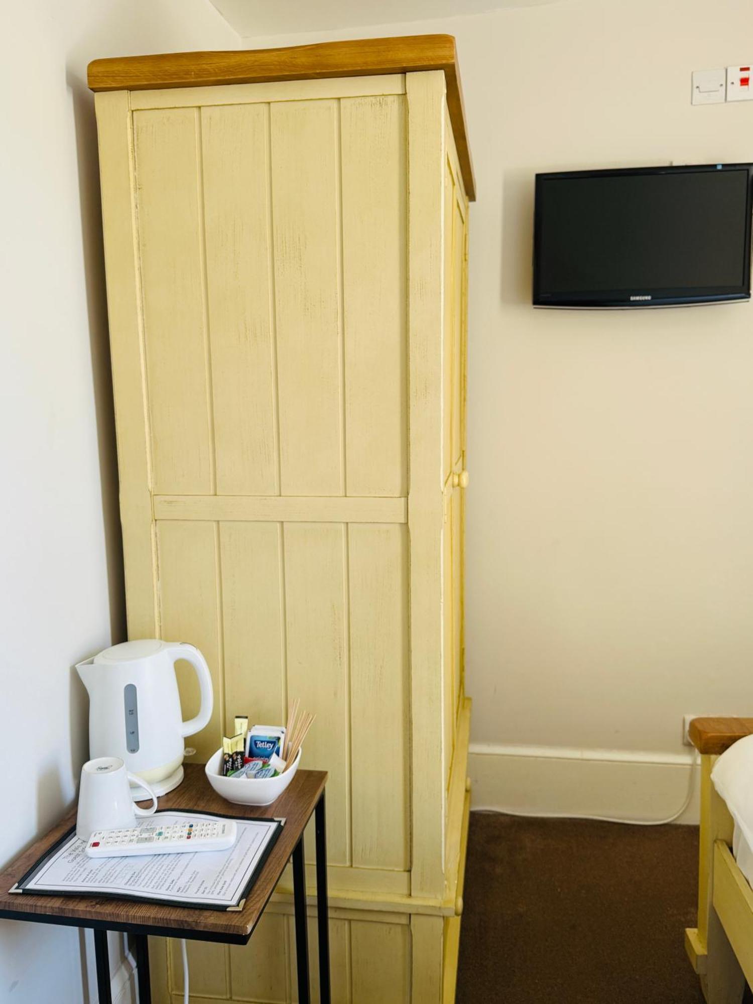 The Vale Hotel Cricklade Chambre photo
