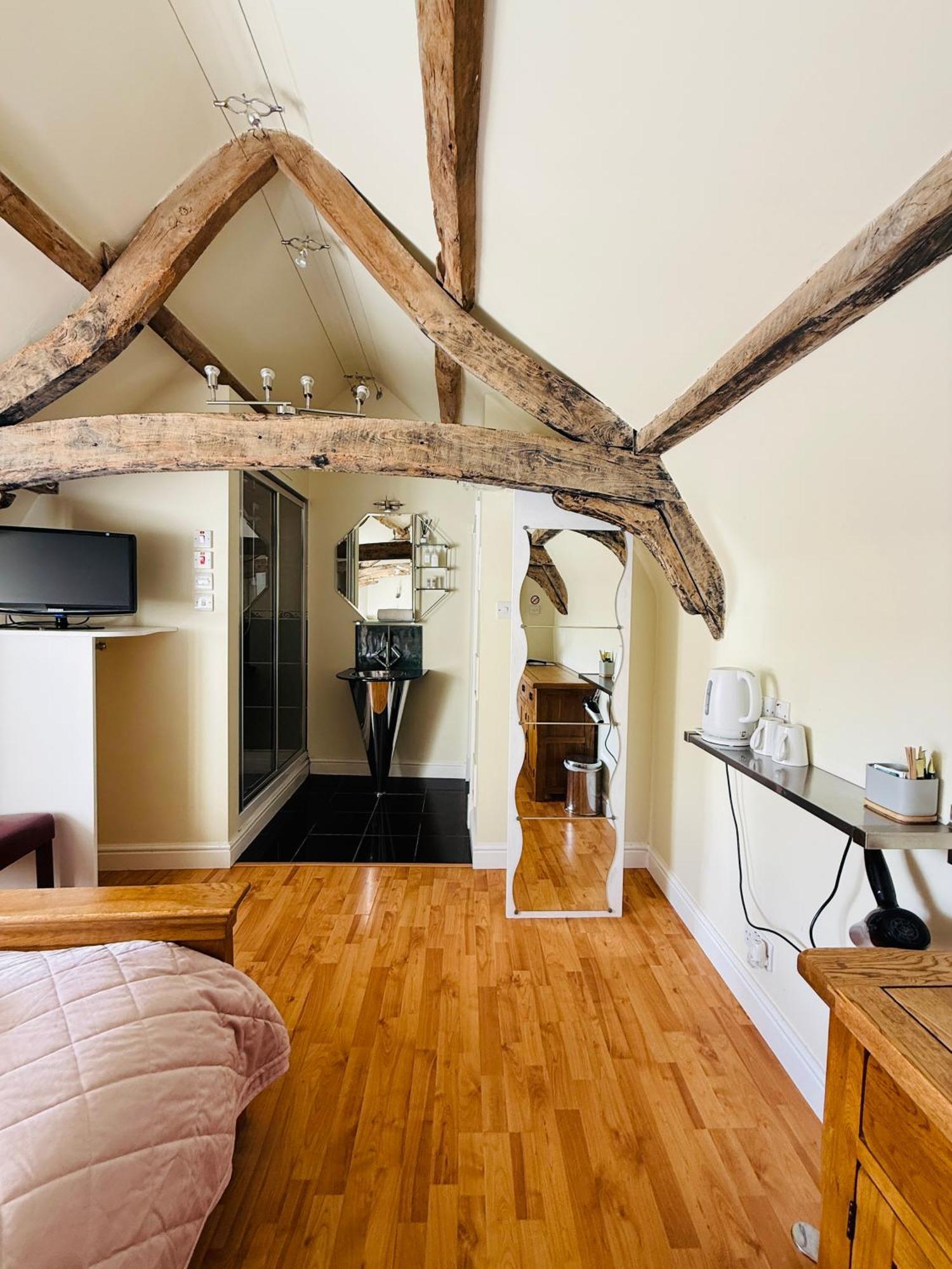 The Vale Hotel Cricklade Chambre photo